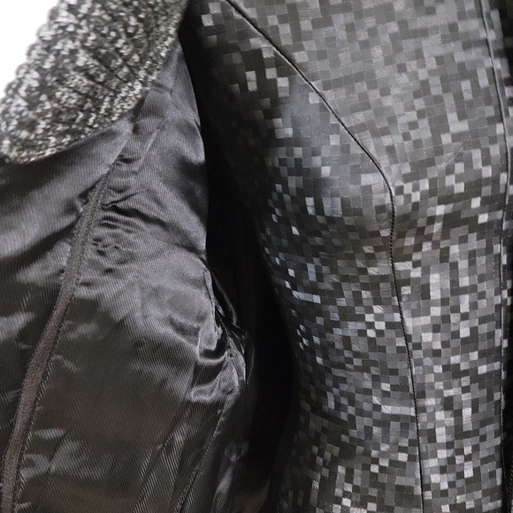 Express Jacket - Picture 6 of 11